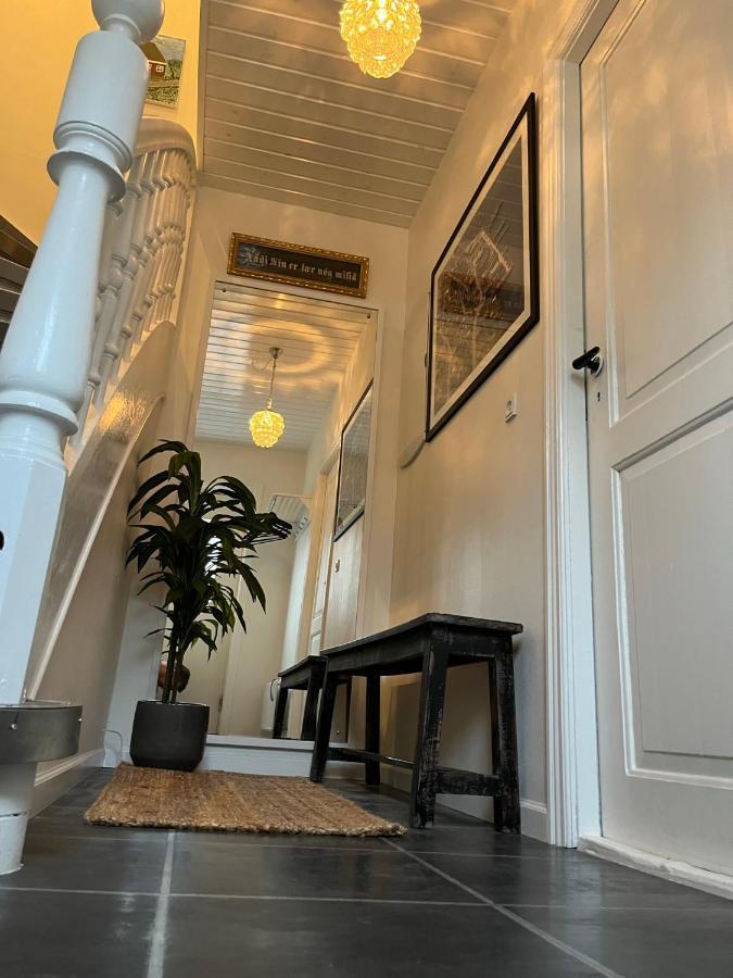 Apartment Downtown - Great View! Klaksvik Ngoại thất bức ảnh